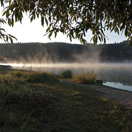 Rybarska Chata U Sumce Стршібро Екстер'єр фото